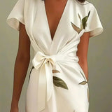 Amelia | Robe Portefeuille Florale Élégante