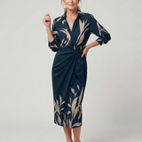 Leya | Robe midi à manches longues avec col et motif rayé