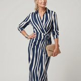 Leya | Robe midi à manches longues avec col et motif rayé