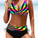 Eva - Bikini Coloré et Joyeux