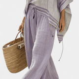 Serenella - épaule à épaule et pantalons à jambes larges rayés