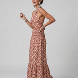 Amira | Robe midi à découpe géométrique avec col croisé