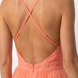 Tia | Robe Maxi Plissée à Décolleté V Profond