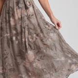 Mirabel | Robe midi à manches volantées et taille froncée avec imprimé floral