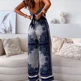 Helen | Ensemble élégant de deux pièces avec top à lacets et pantalon prêt pour les vacances