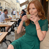 Eira | Robe midi à manches courtes et ourlet superposé