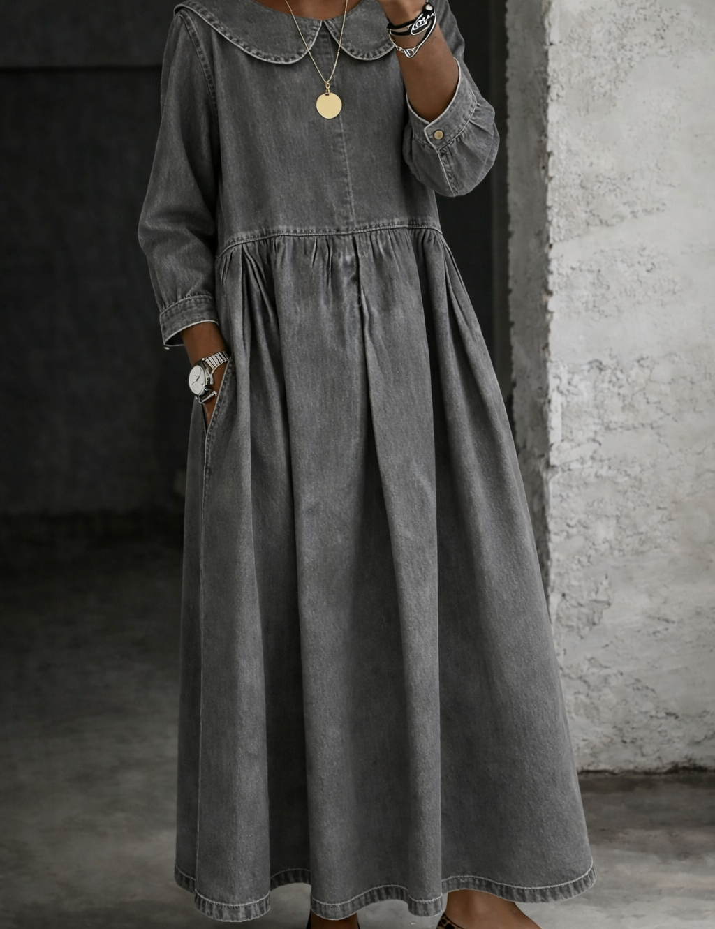 Clara™ | Robe en jean avec col Peter Pan