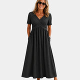 Adriennette | Robe avec décolleté en V croisé et poches