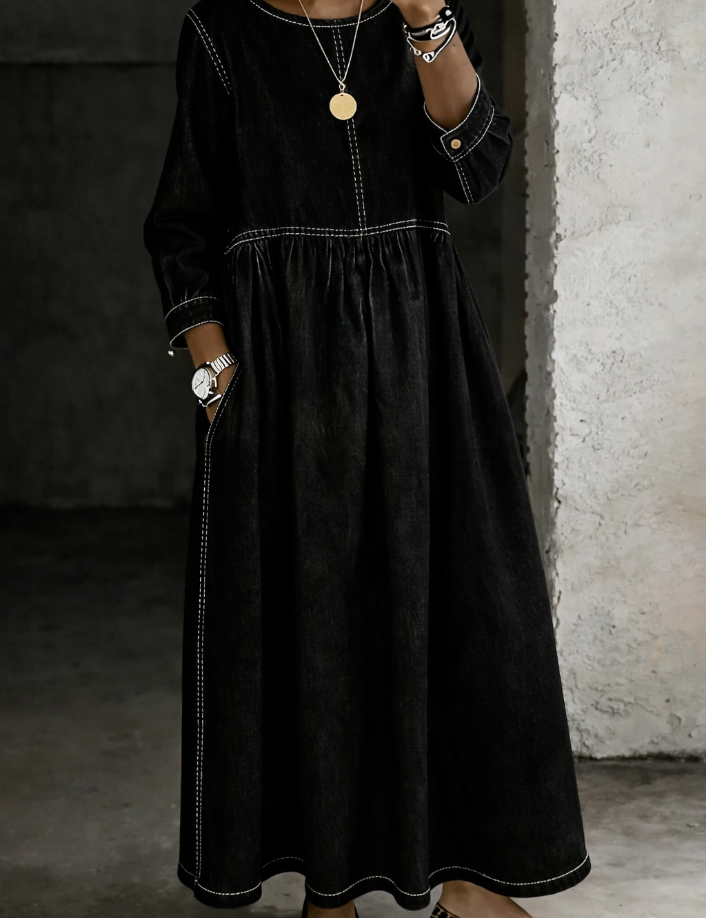 Melissa™ | Robe en denim avec décolleté rond et manches longues