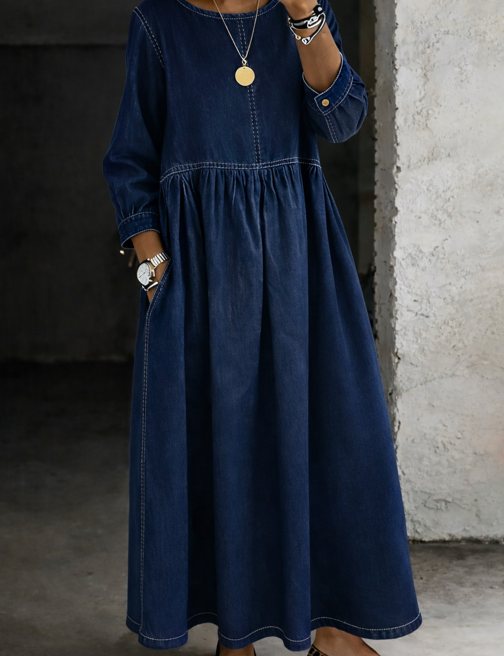 Melissa™ | Robe en denim avec décolleté rond et manches longues
