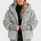 Lena™ | Manteau en plumes luxueux avec capuche