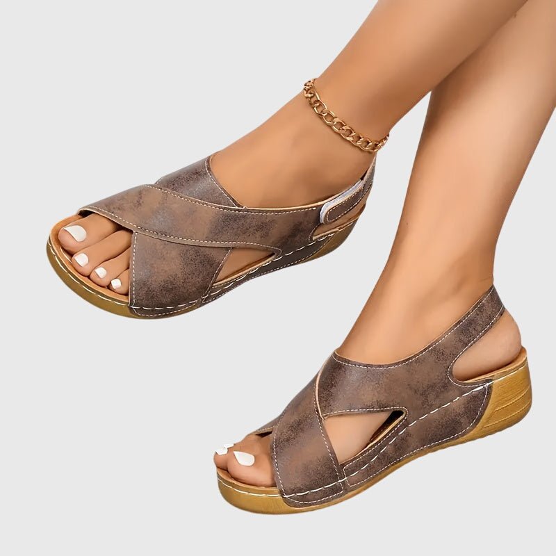 Sandales Croisées Beige Femme | Polyvalentes Été 2026