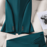 Thea | Ensemble