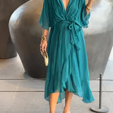 Moniek™ | Robe midi plissée élégante avec nœud