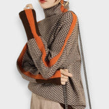 Mai | Pull Luxueux à Col Montant avec Motif de Surpiqure